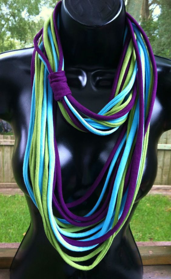 Old t-shirt recycling ideas – Scarves.